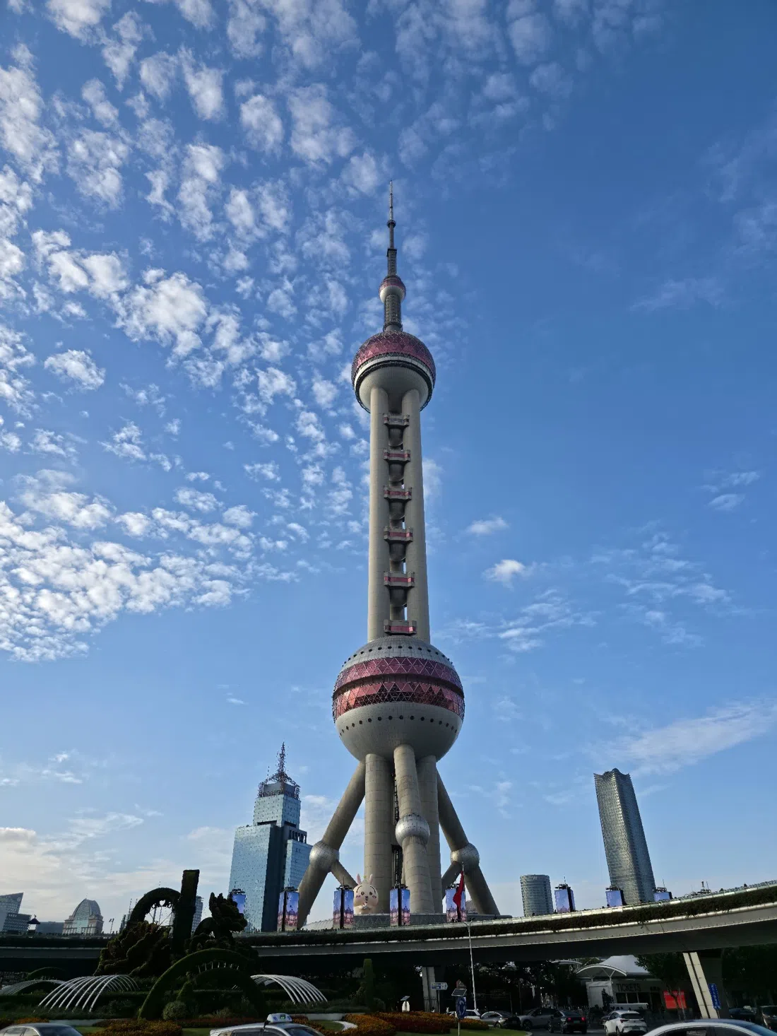 陆家嘴天桥(环形人行天桥),上海