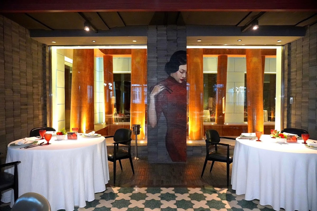 Canton Table — photo 3